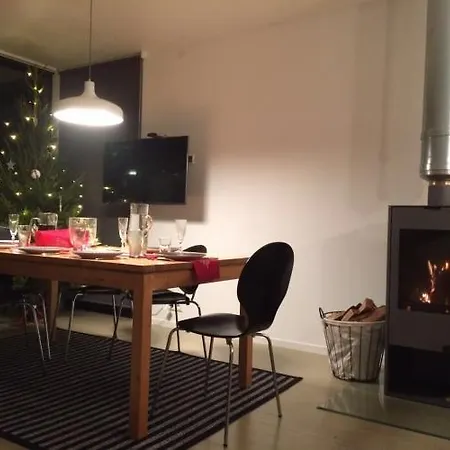 Haermati Puhkemaja- Riverside 4* Nasva (Saare)