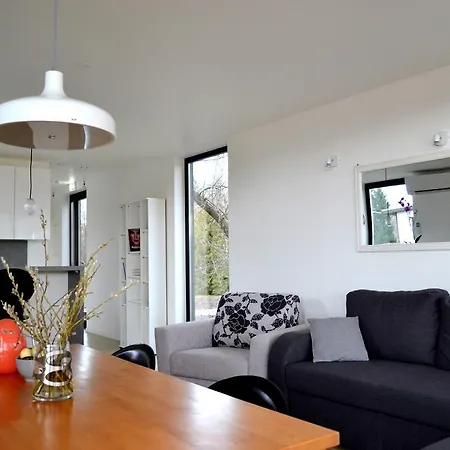 Haermati Puhkemaja- Riverside Pensión Nasva (Saare)