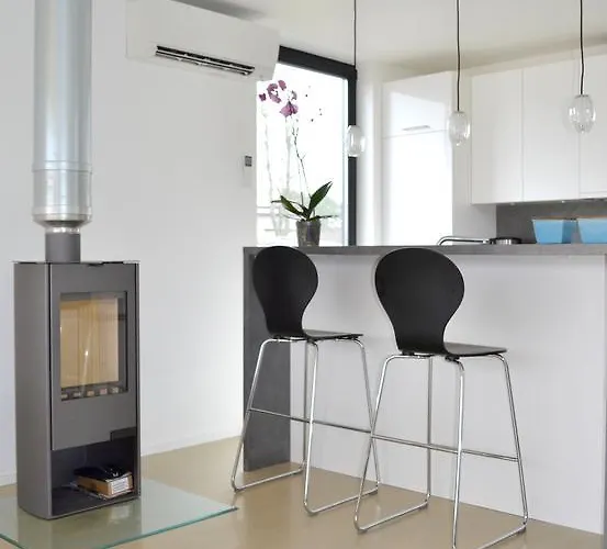 Haermati Puhkemaja- Riverside Pensjonat Nasva (Saare)