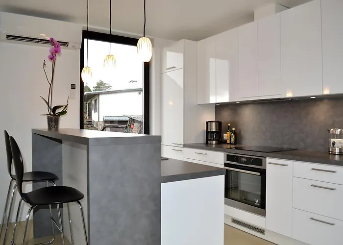 Haermati Puhkemaja- Riverside 4*