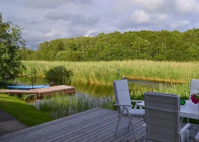 Haermati Puhkemaja- Riverside